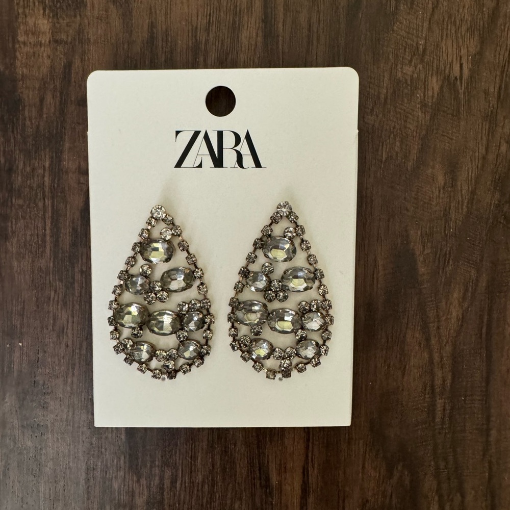 Zara earring